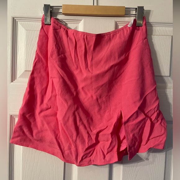 Aritzia Sundeh pink skirt - Picture 1 of 2